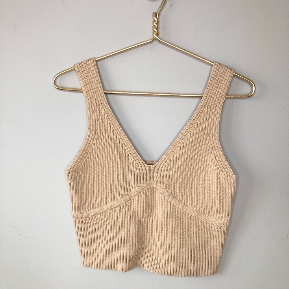 Tan knit cropped tank sweater XL